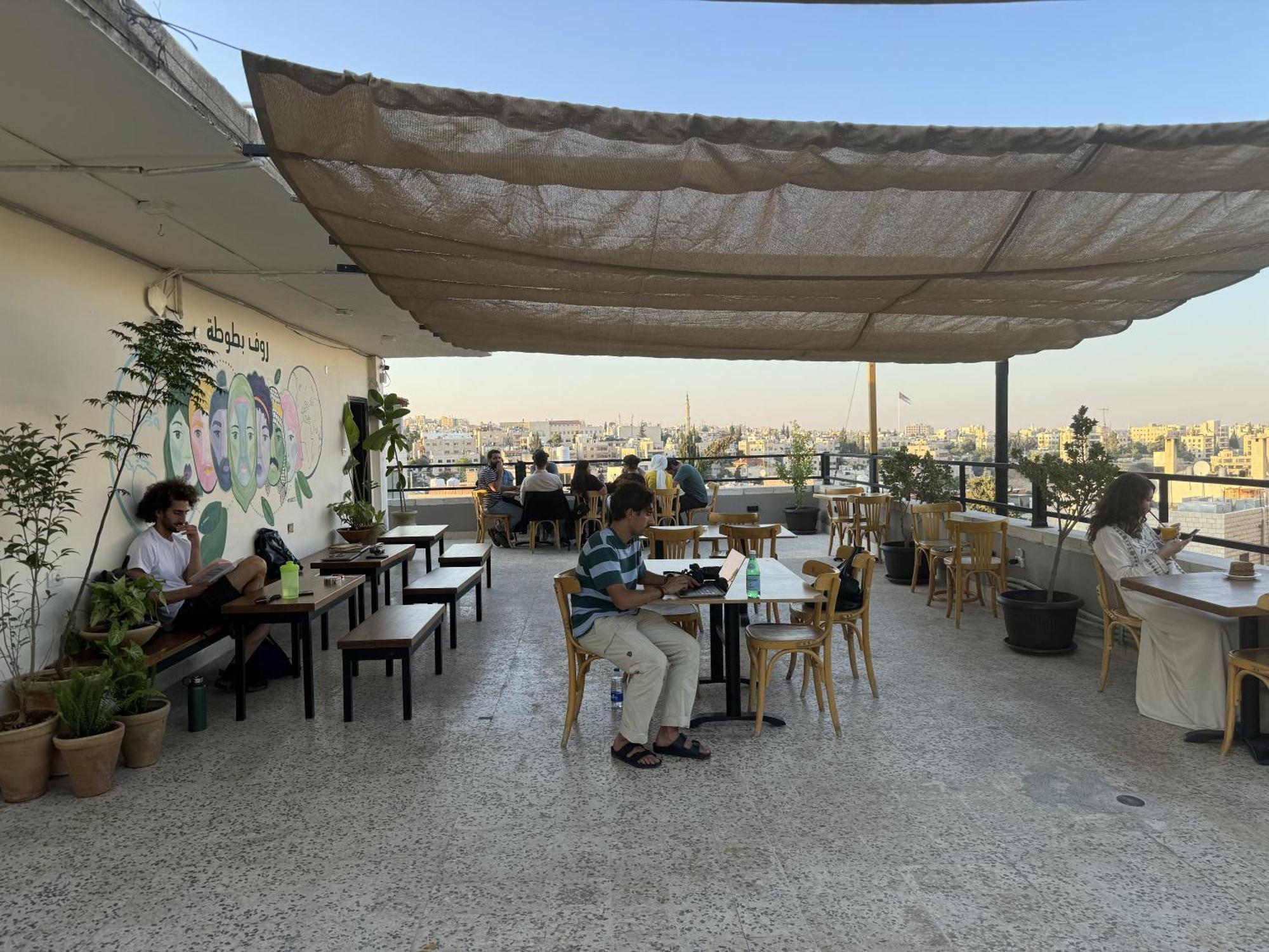 Battuta Hostel Amman Luaran gambar