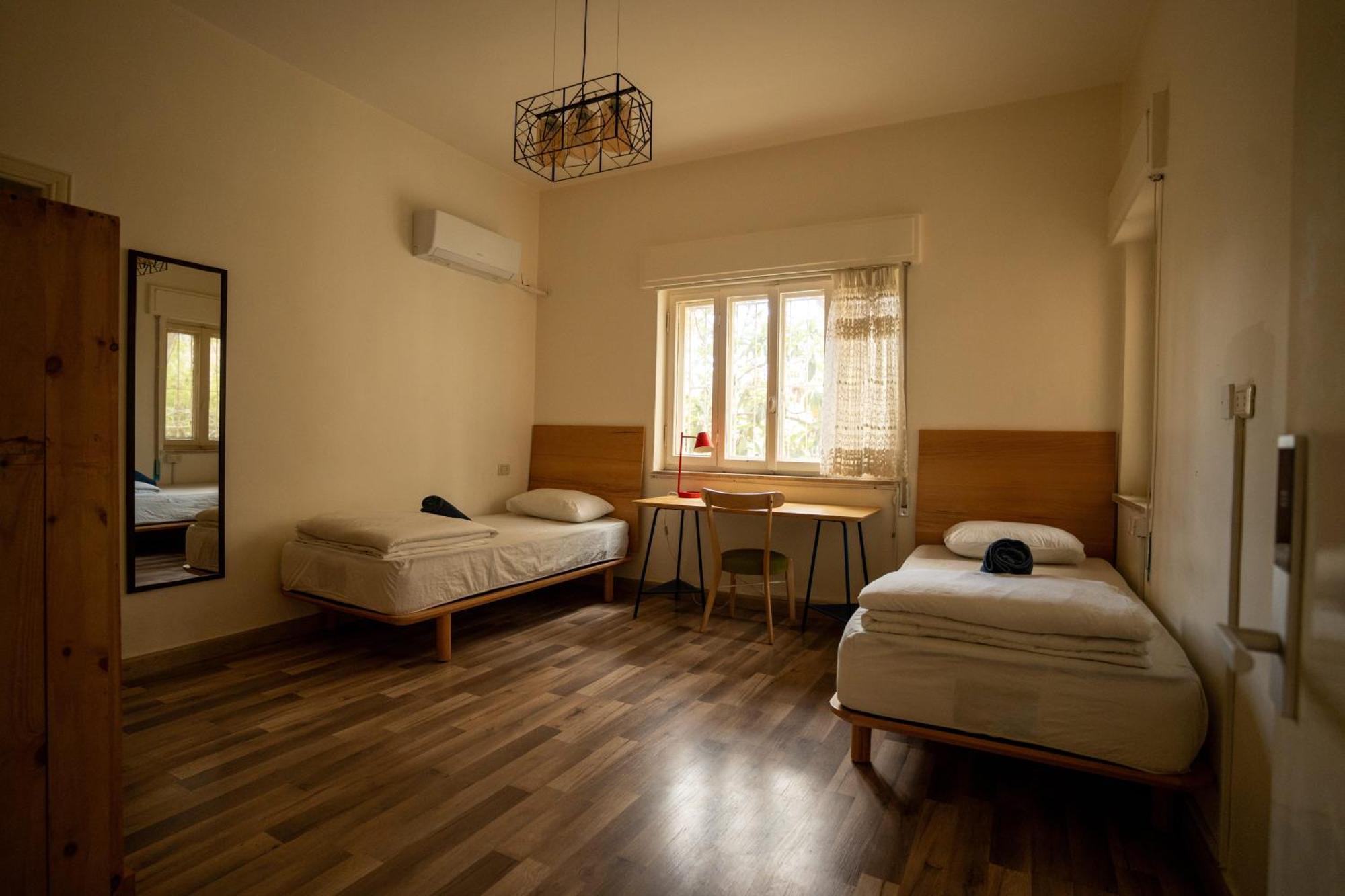 Battuta Hostel Amman Bilik gambar